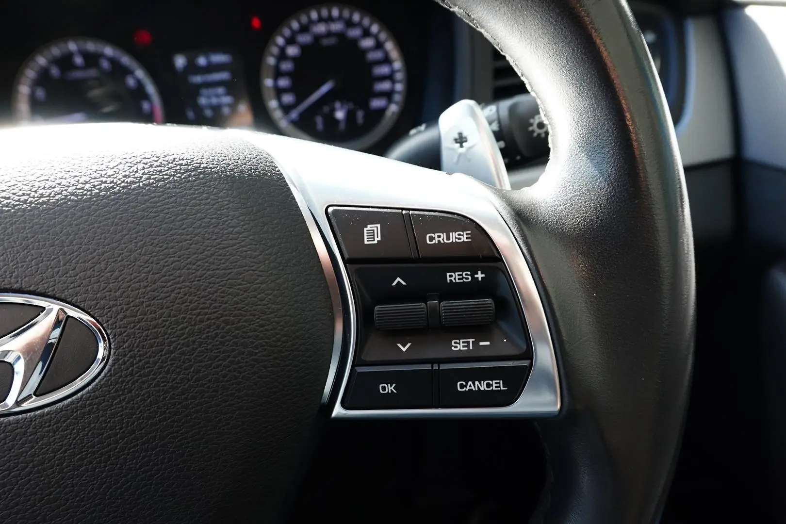 2018 Hyundai Sonata Gallery Image 19