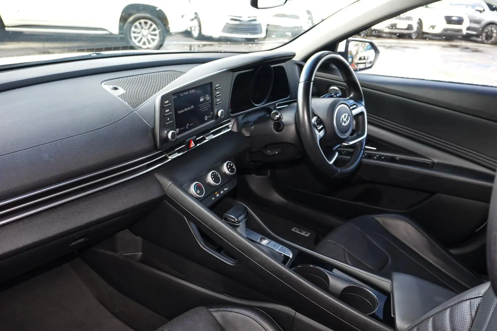 2022 Hyundai i30 Gallery Image 10
