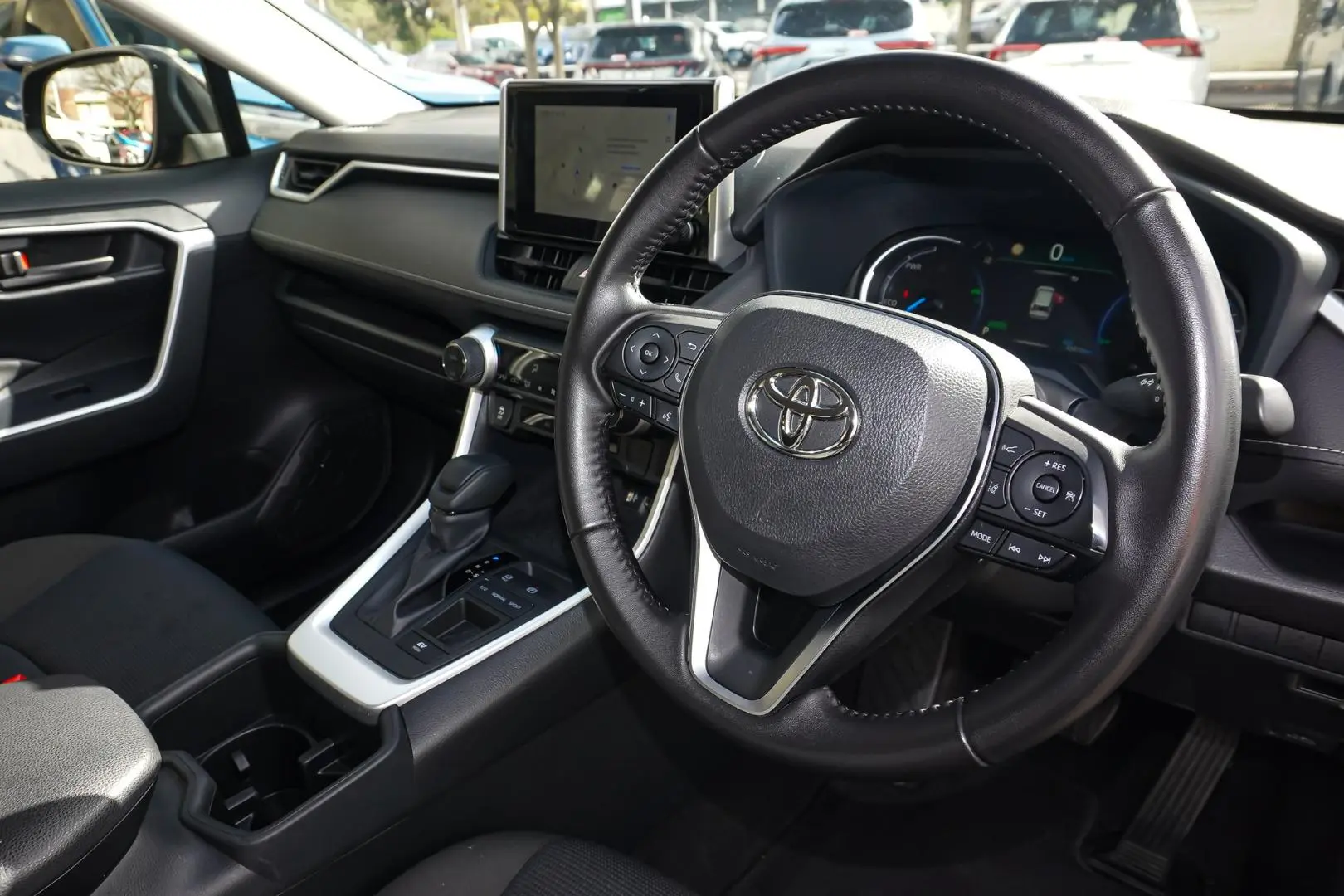 2025 Toyota RAV4 Gallery Image 7
