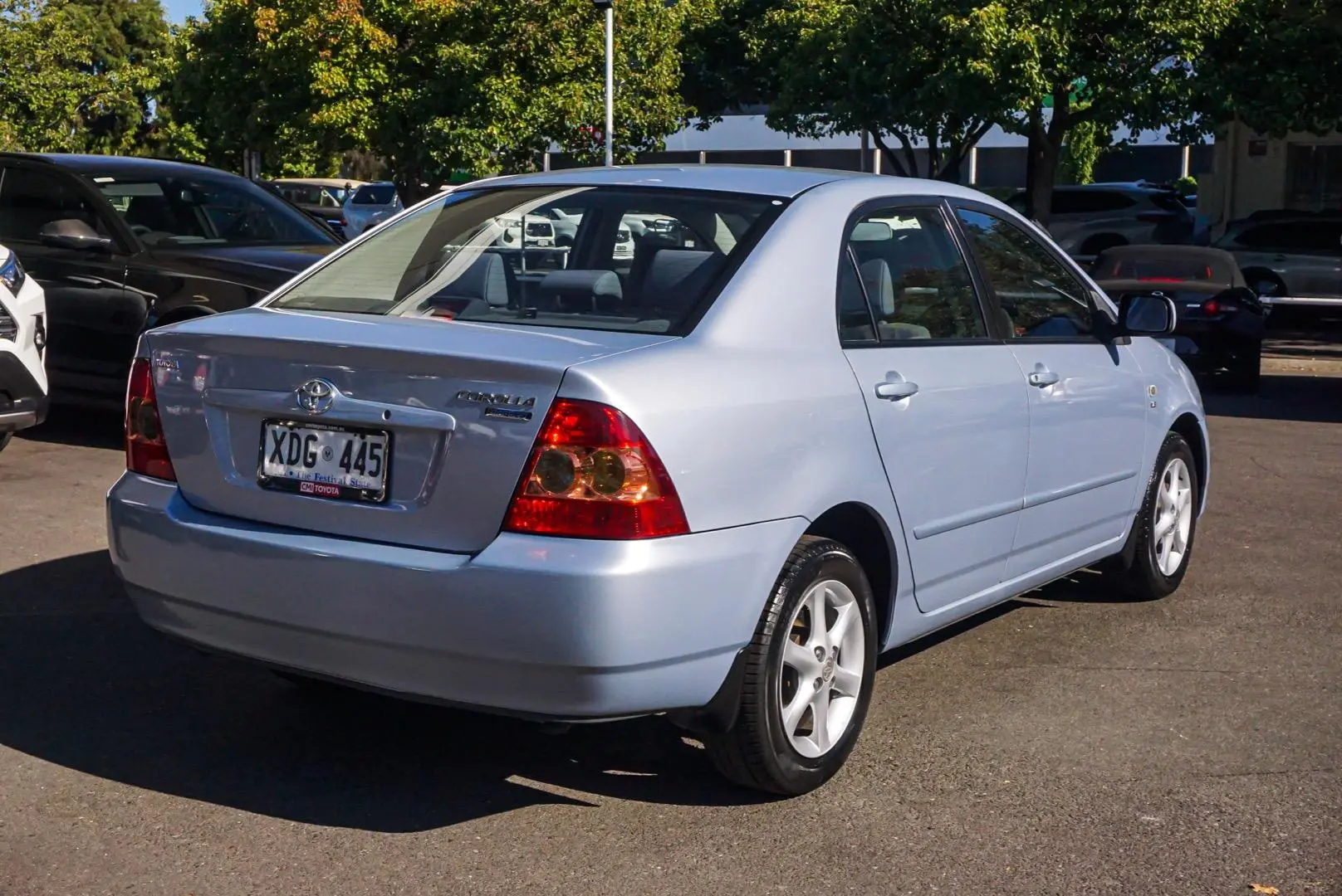 2004 Toyota Corolla Gallery Image 3