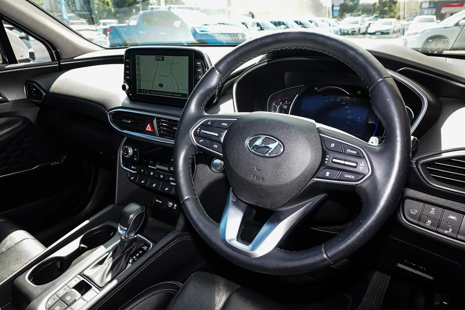 2019 Hyundai Santa Fe Gallery Image 7