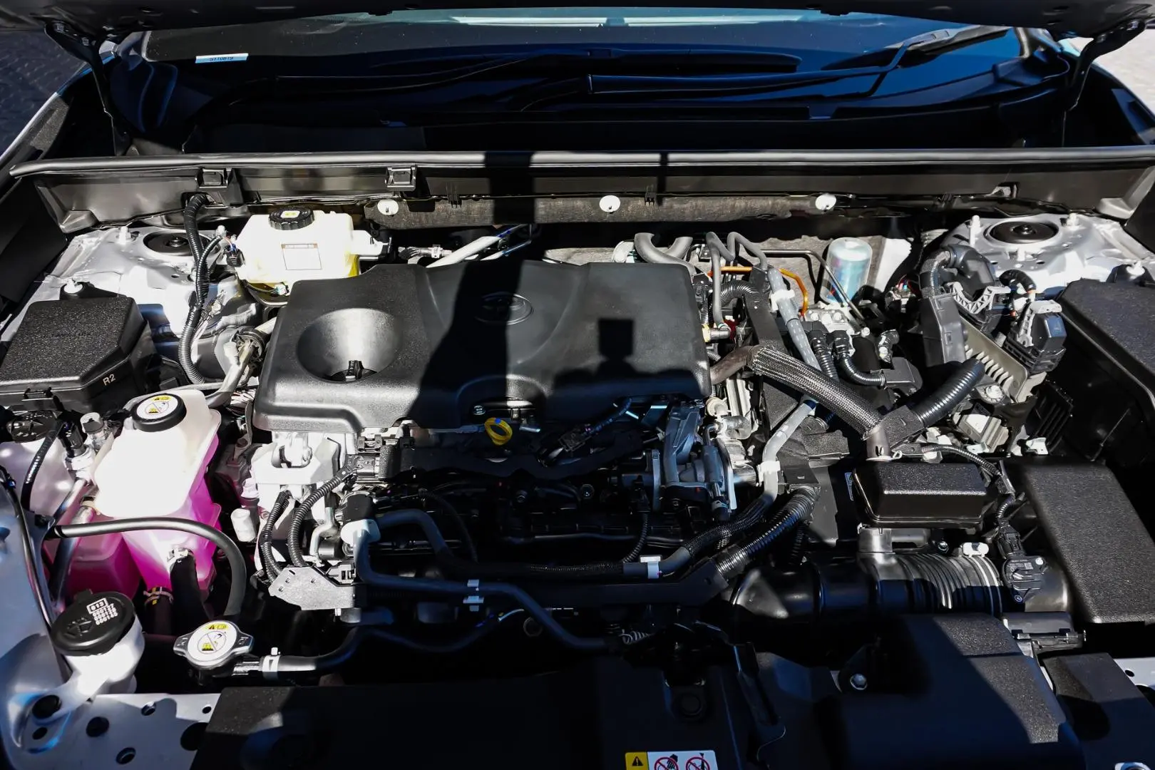 2020 Toyota RAV4 Gallery Image 26