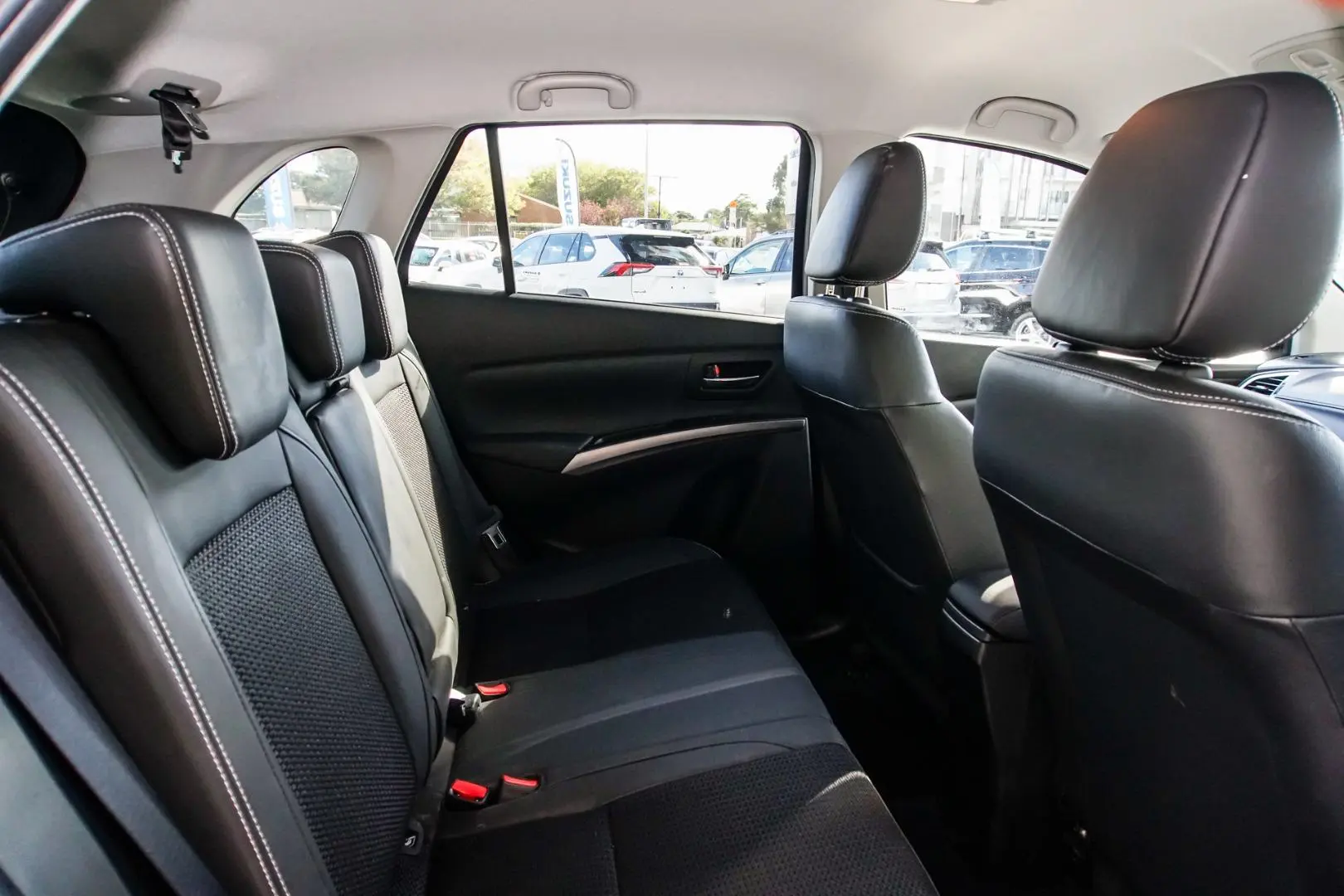 2023 Suzuki S-Cross Gallery Image 7
