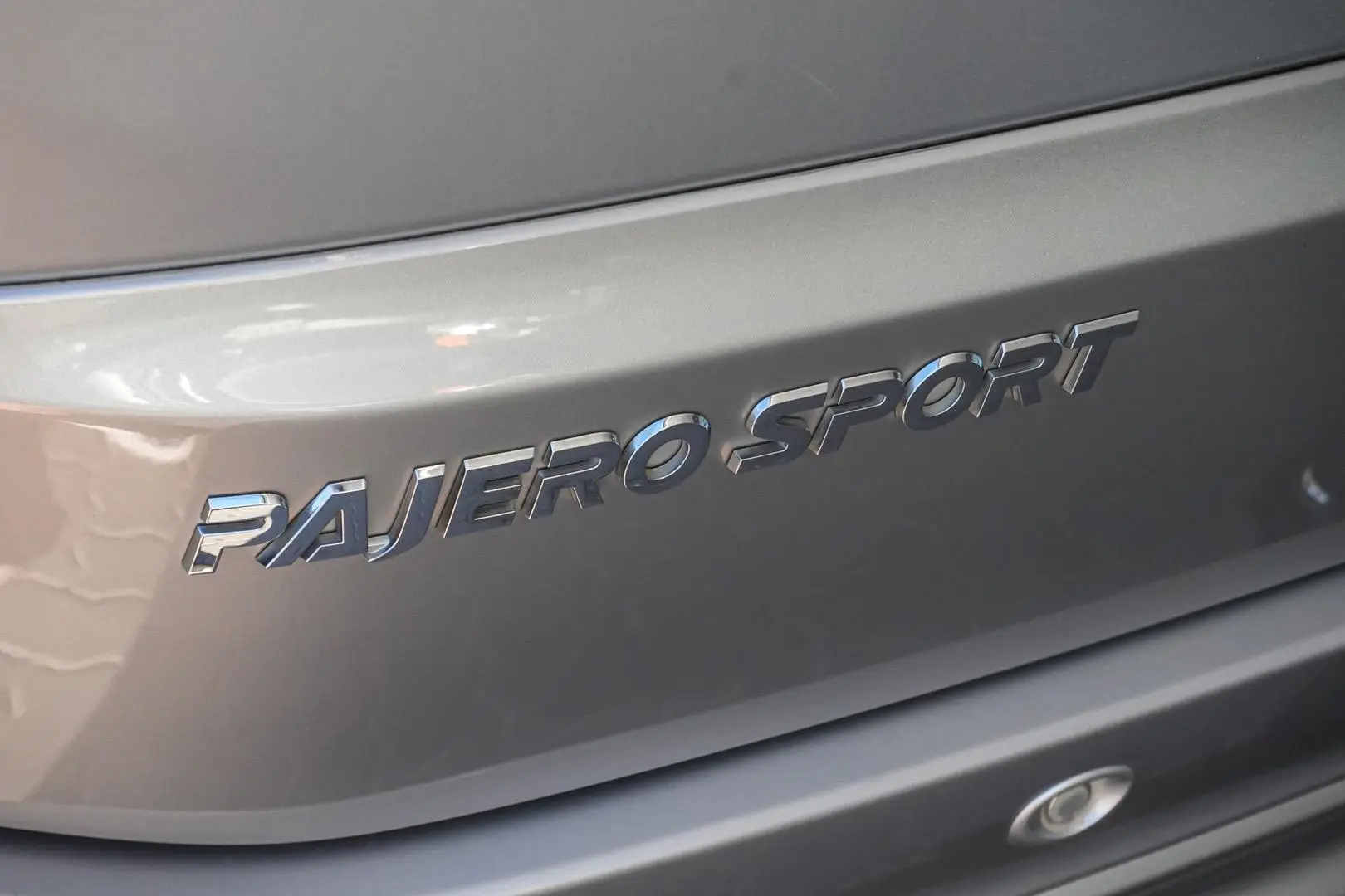 2018 Mitsubishi Pajero Sport Gallery Image 15