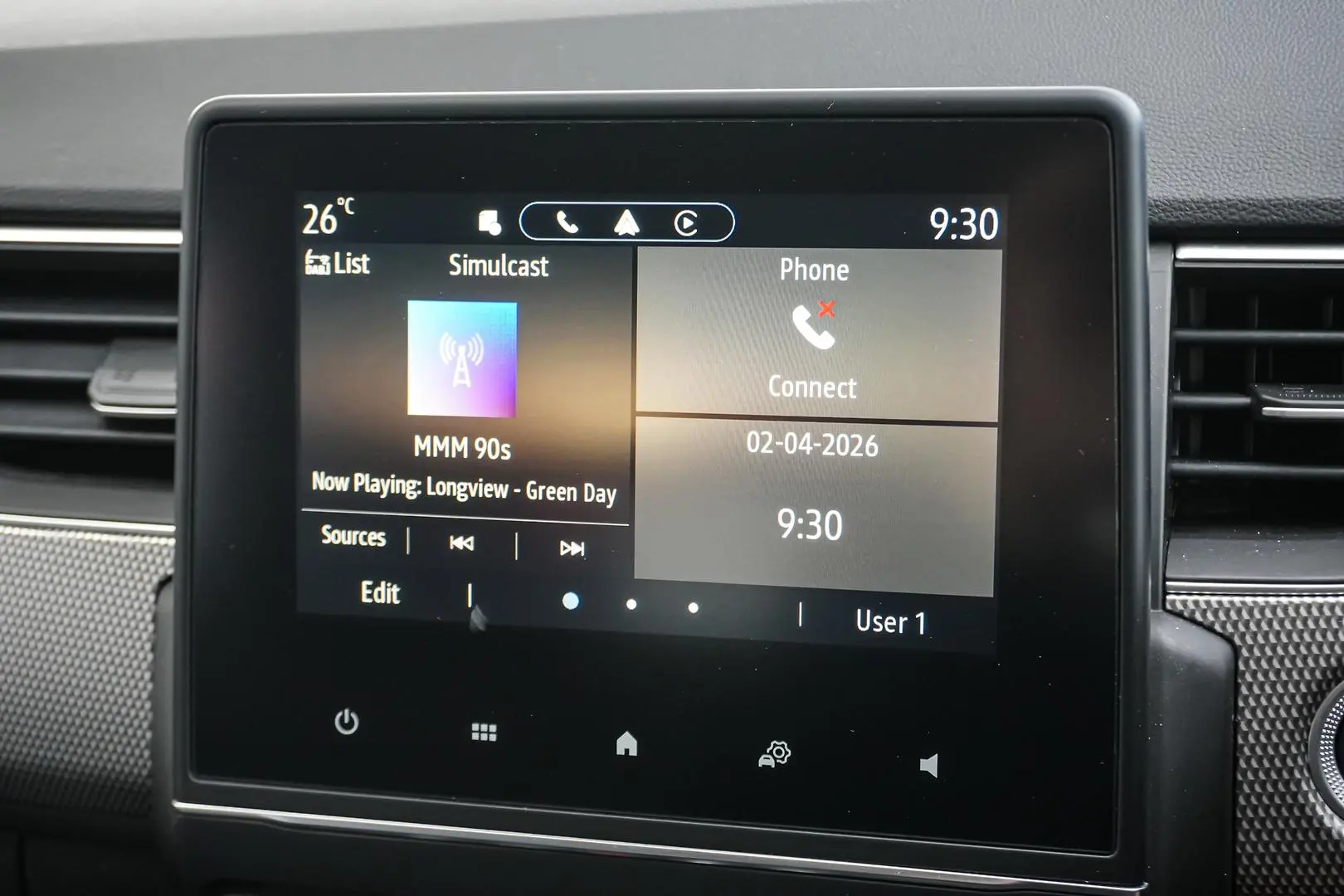 2023 Renault Arkana Gallery Image 23