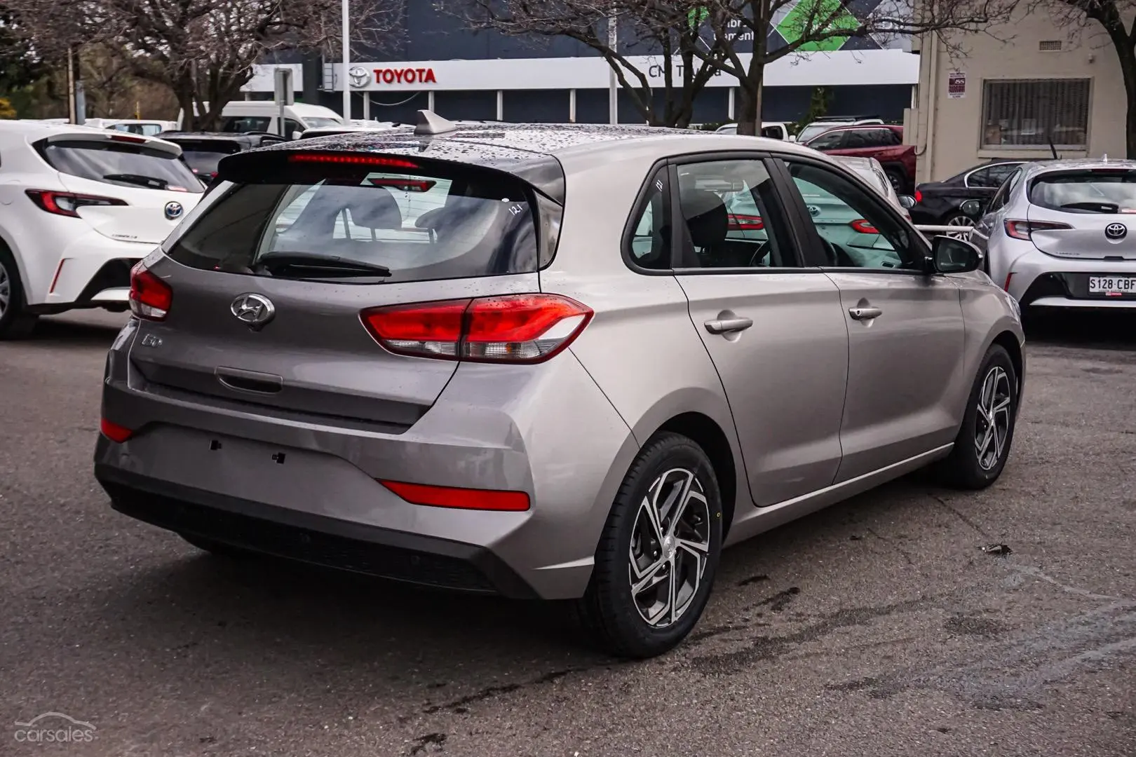 2022 Hyundai i30 Image 2