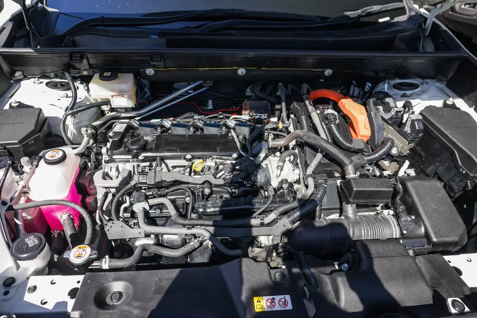 2022 Toyota RAV4 Gallery Image 24