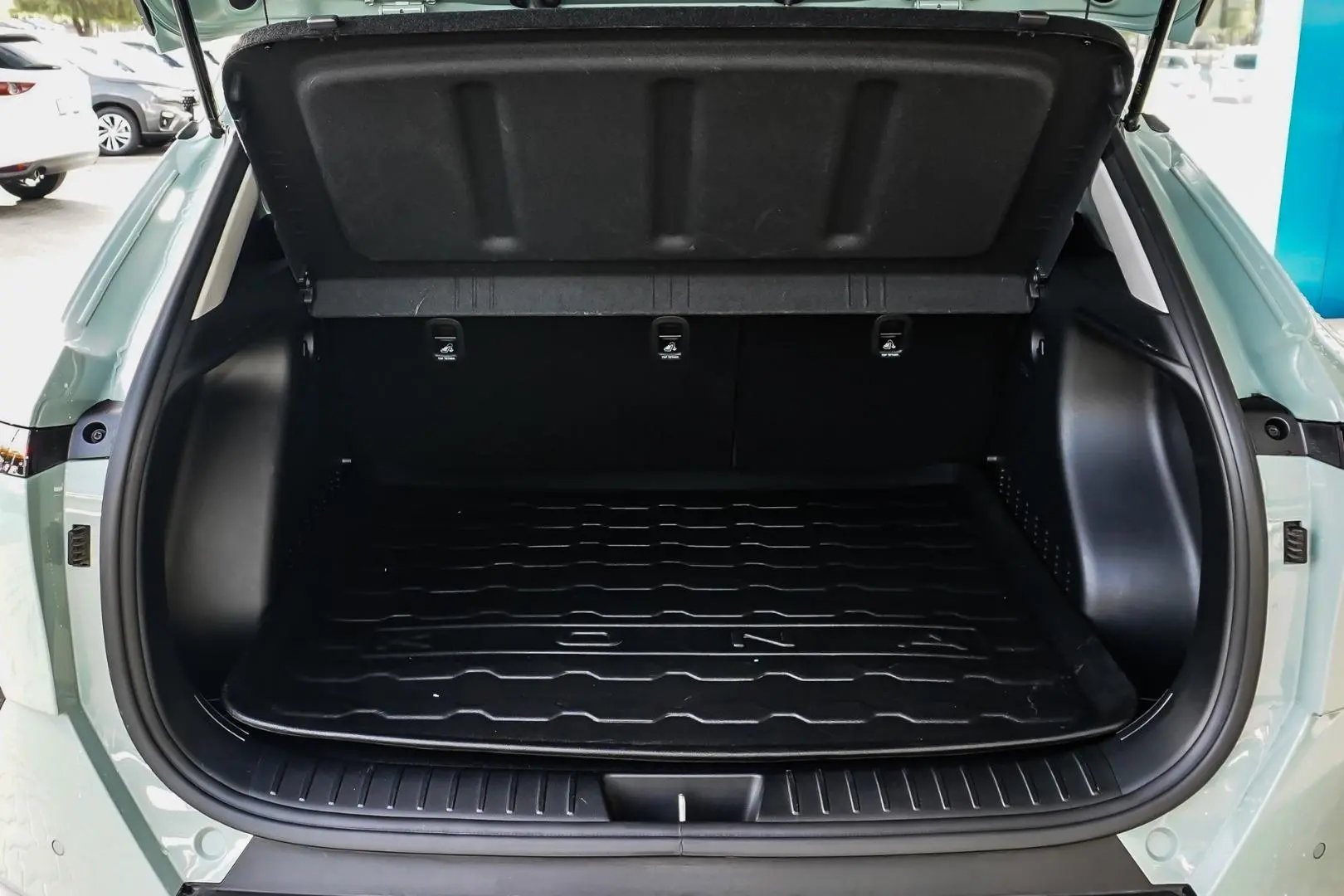 2024 Hyundai Kona Gallery Image 9