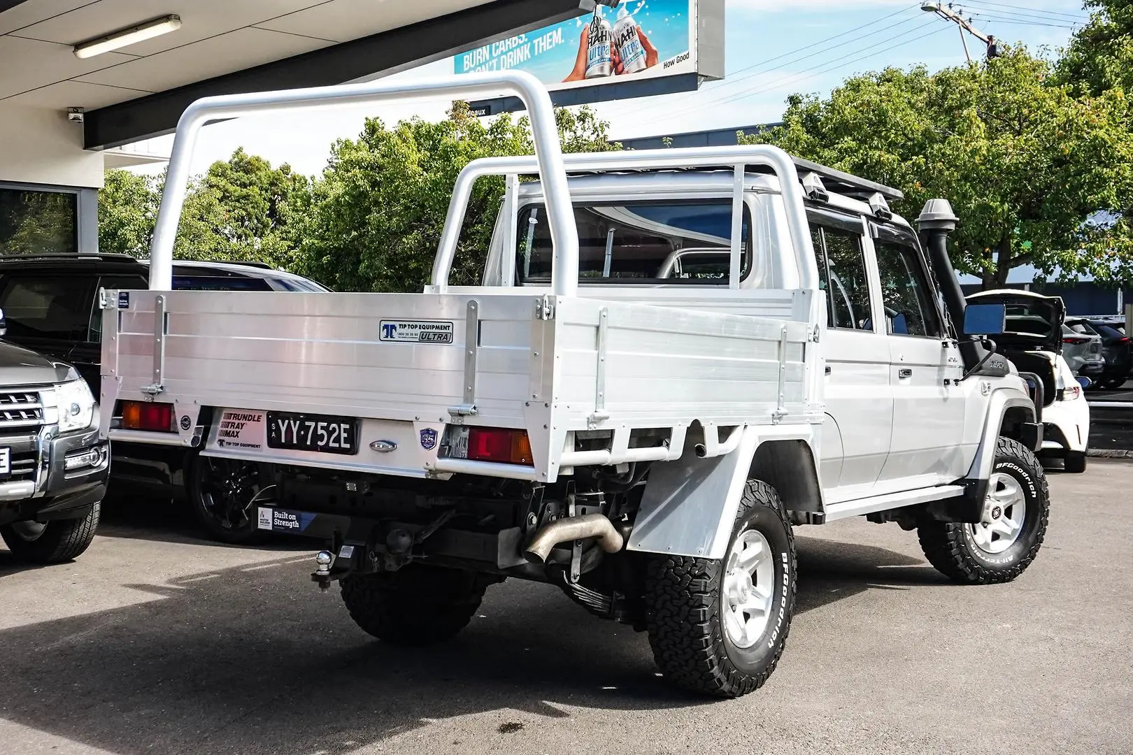 2017 Toyota Landcruiser Gallery Image 3