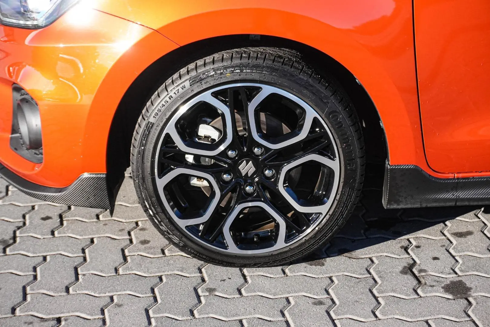 2024 Suzuki Swift Gallery Image 13