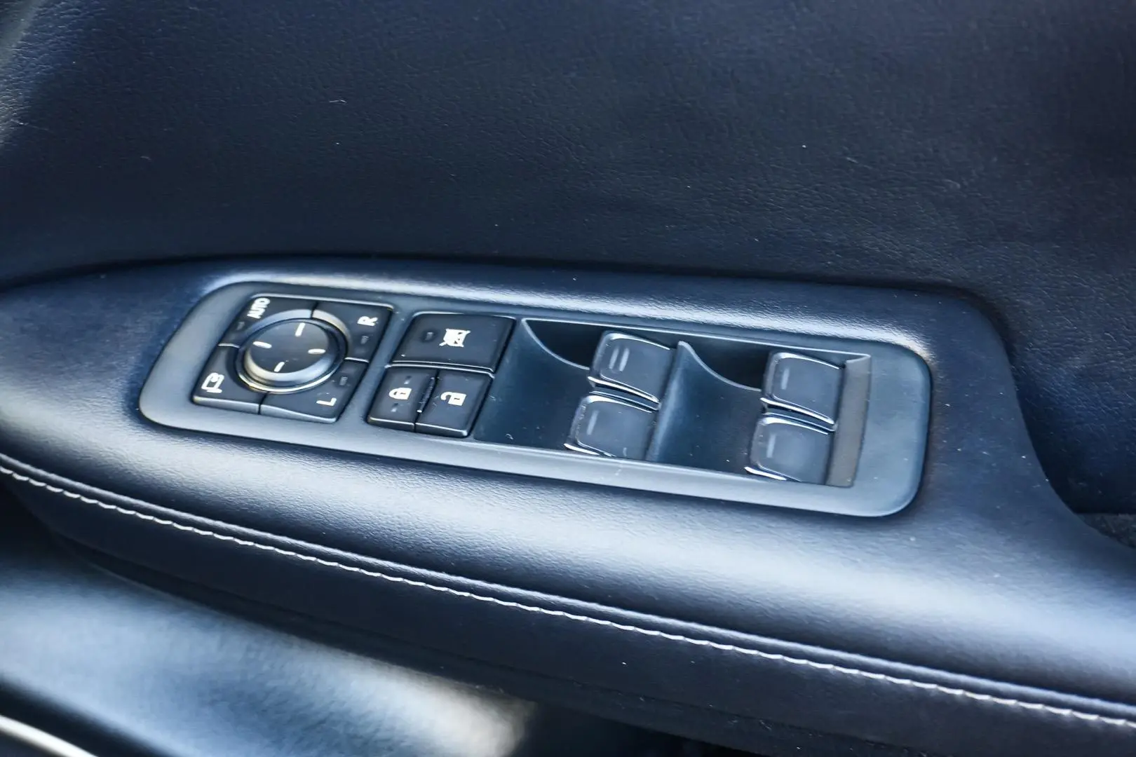 2021 Lexus RX Gallery Image 16
