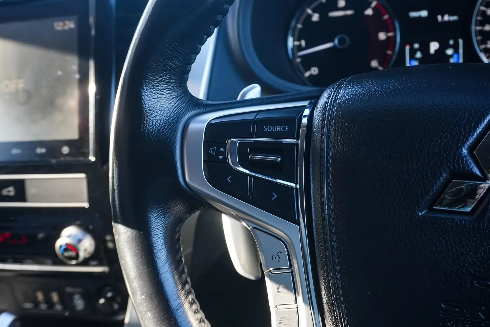 2020 Mitsubishi Pajero Sport Gallery Image 19