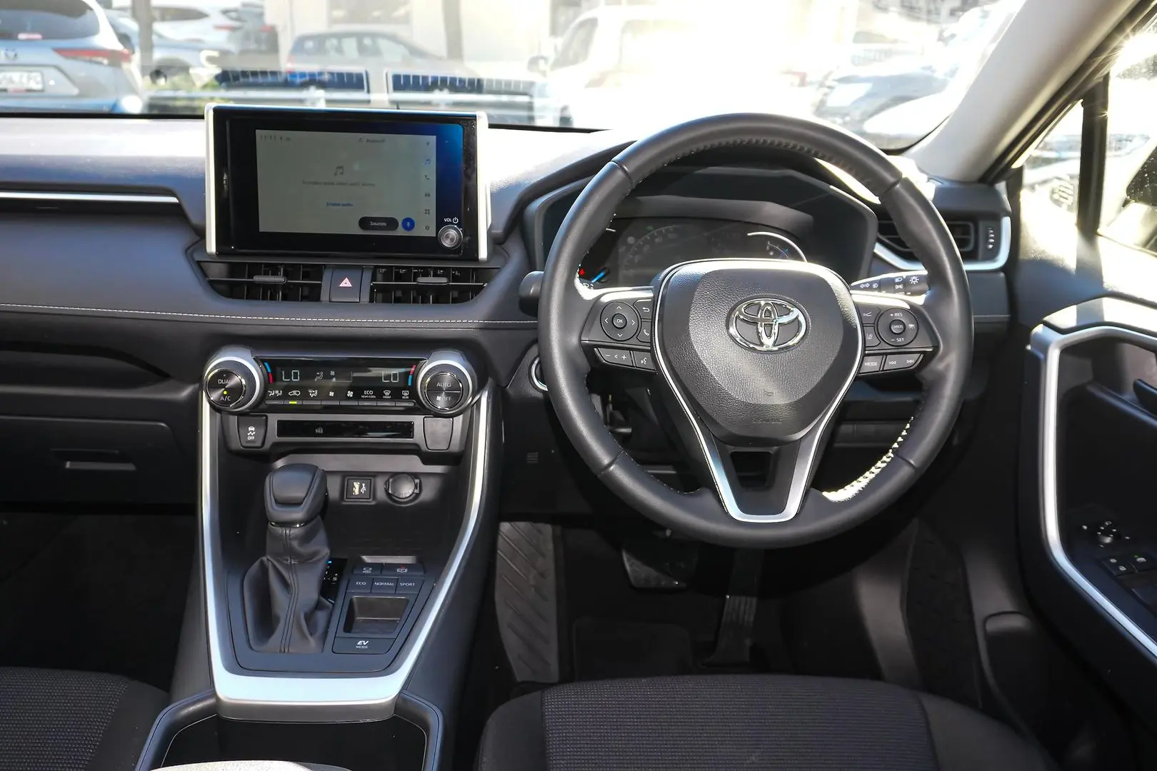 2025 Toyota RAV4 Gallery Image 8