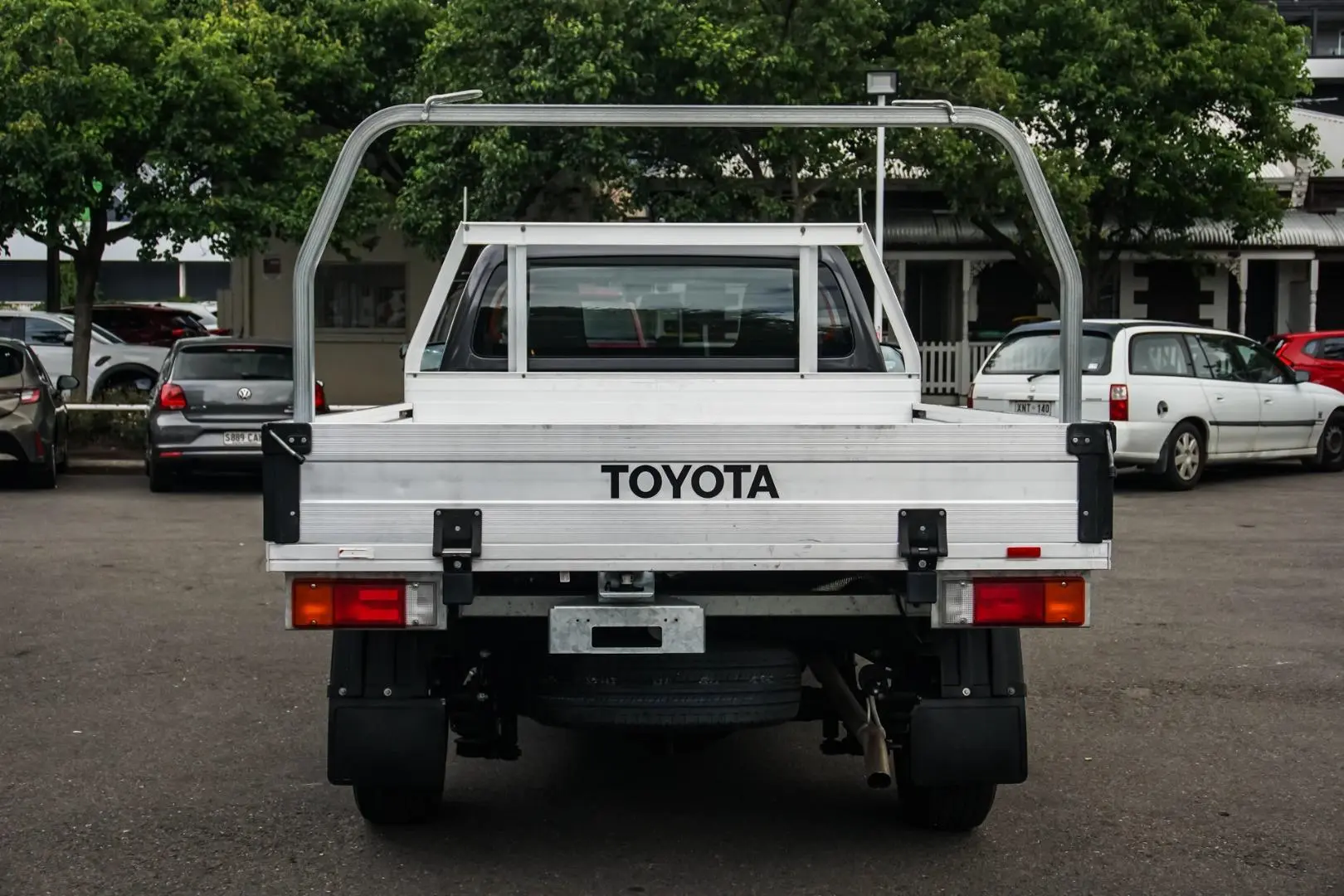 2022 Toyota Hilux Gallery Image 5