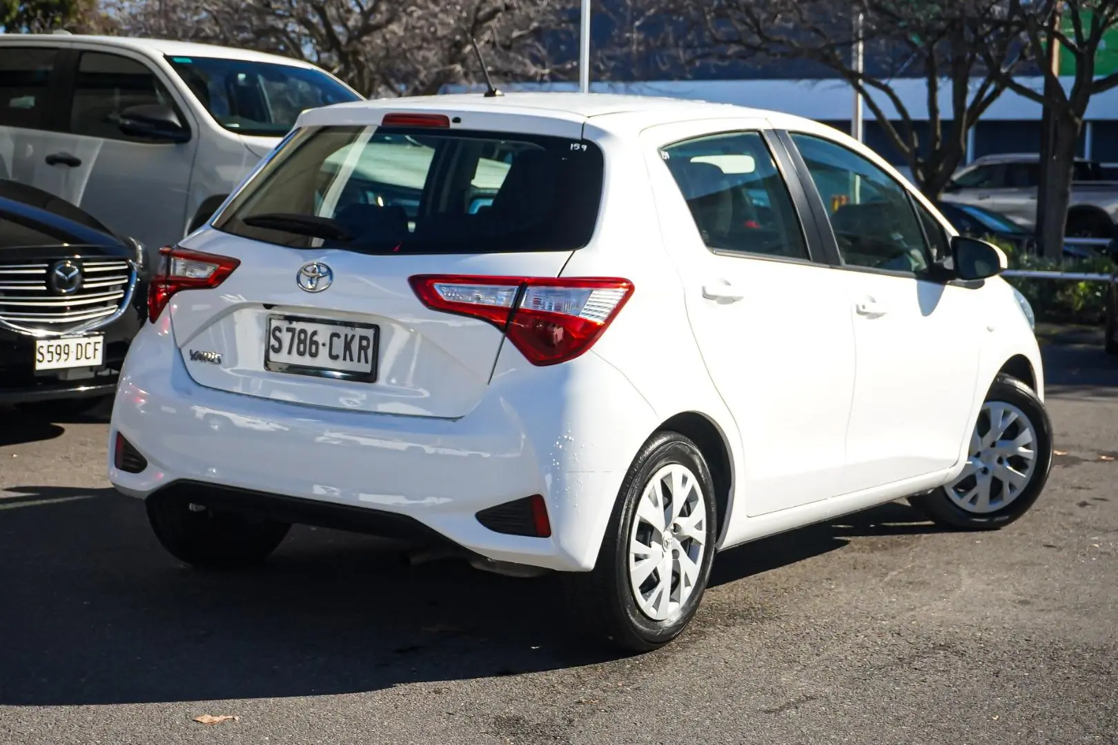 2019 Toyota Yaris Gallery Image 3