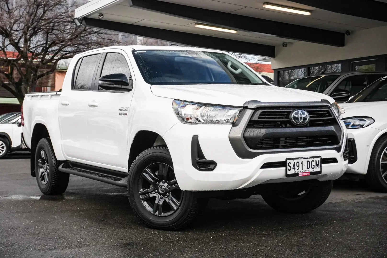 2022 Toyota Hilux Gallery Image 1