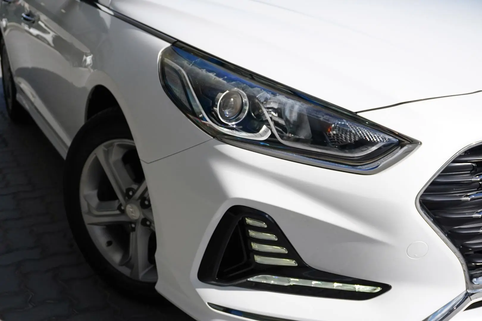 2018 Hyundai Sonata Gallery Image 11