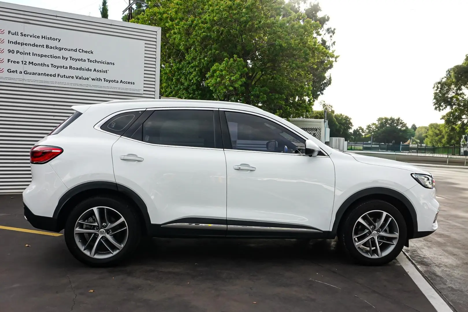 2021 MG HS Gallery Image 4