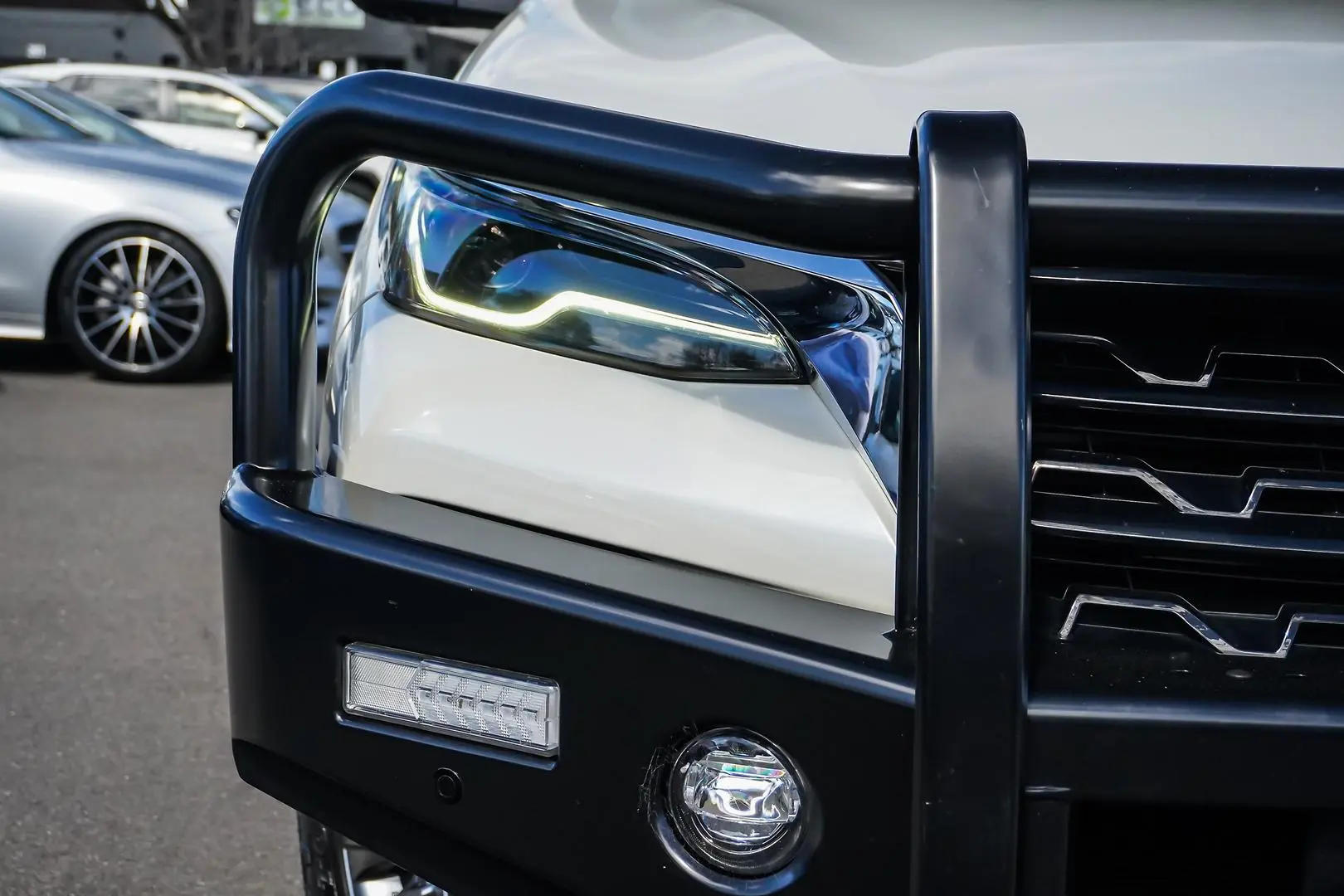 2021 Toyota Fortuner Gallery Image 15