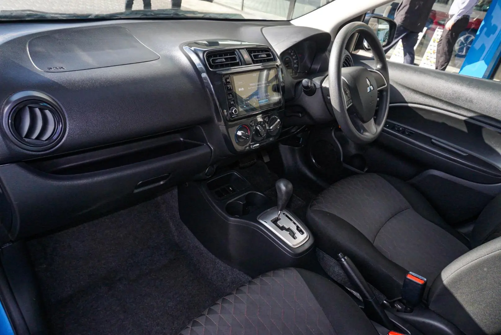 2021 Mitsubishi Mirage Gallery Image 10