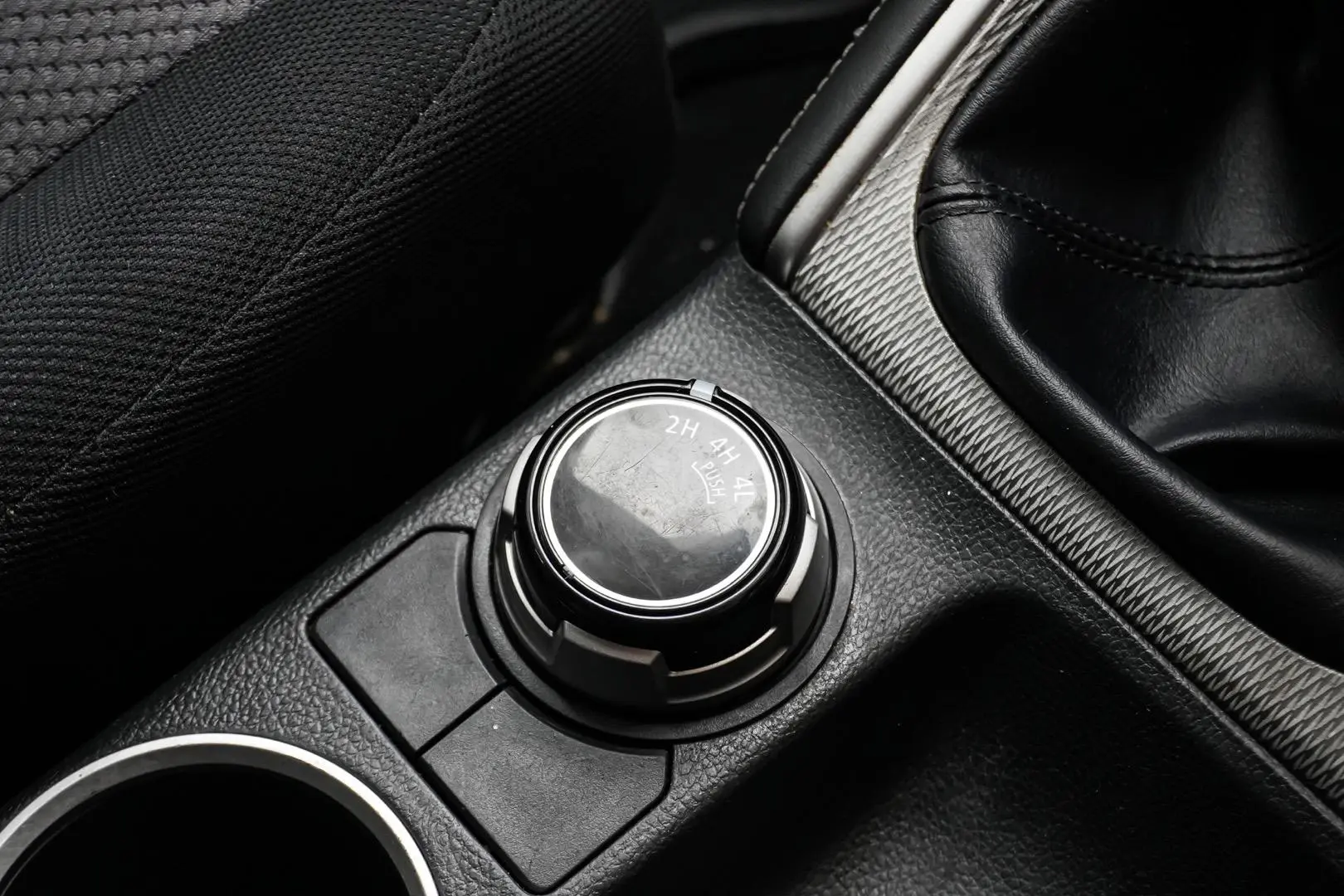 2019 Mitsubishi Triton Gallery Image 25