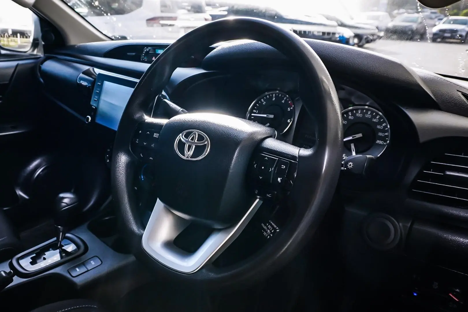 2021 Toyota Hilux Gallery Image 6