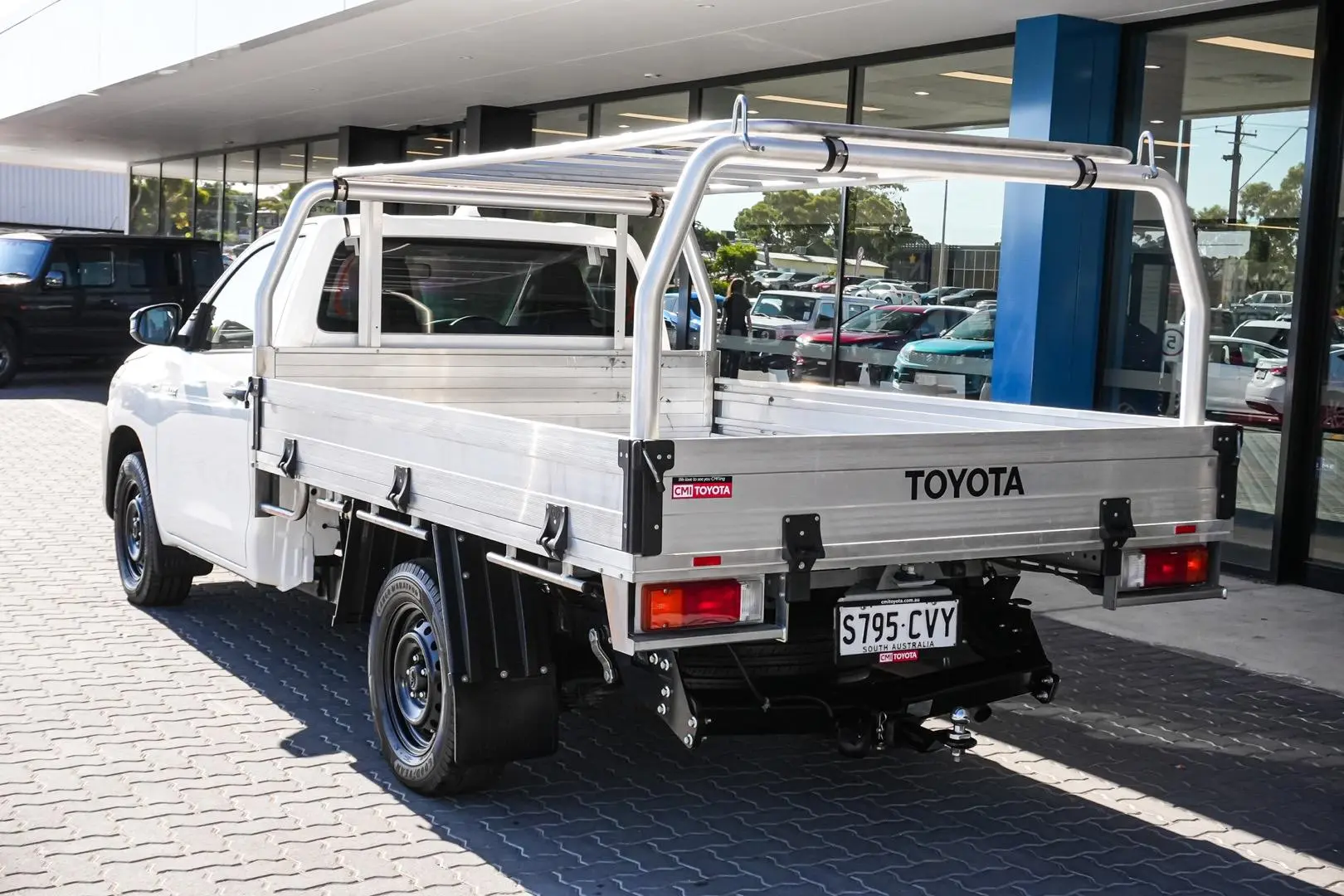 2023 Toyota Hilux Gallery Image 3