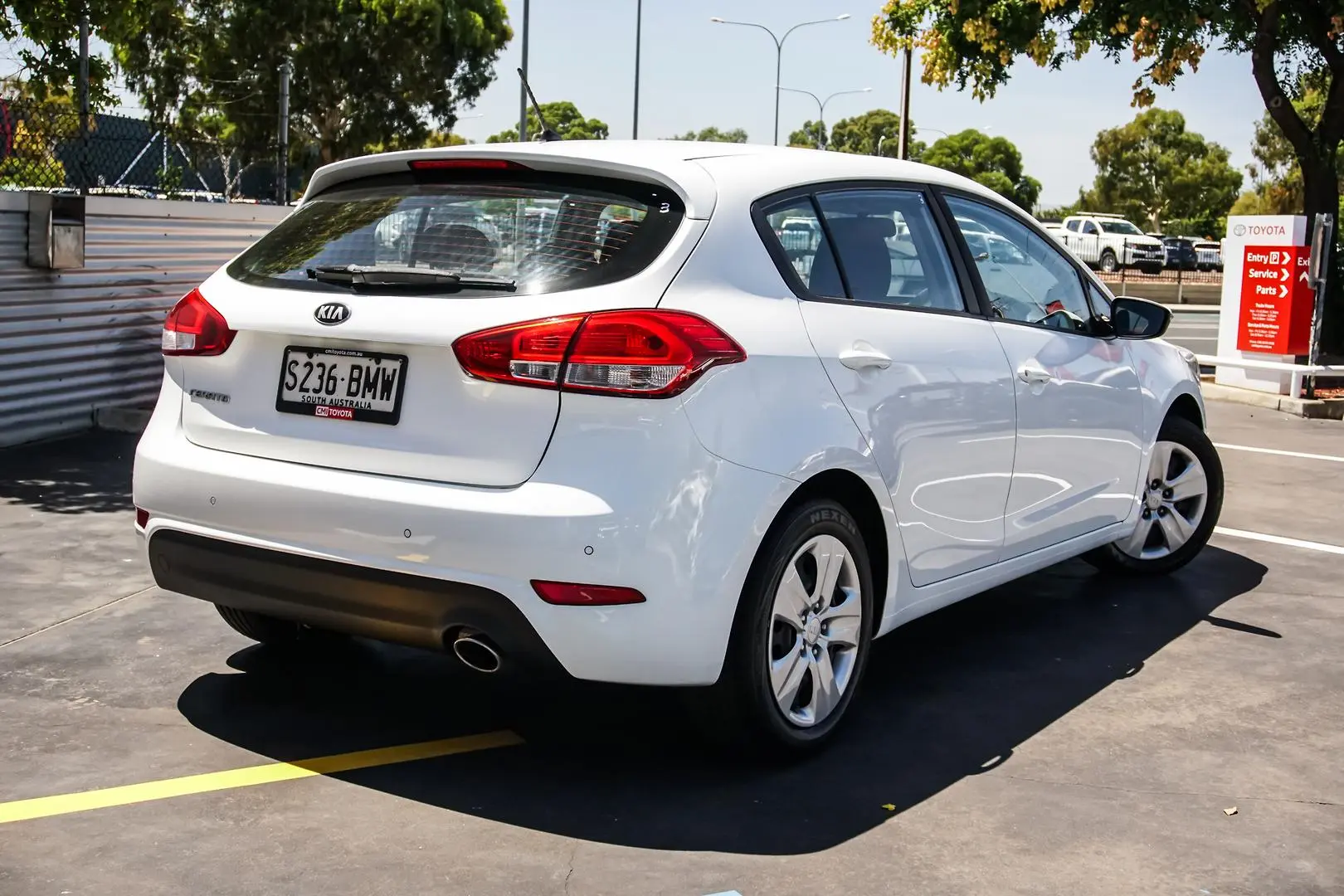 2016 Kia Cerato Gallery Image 2