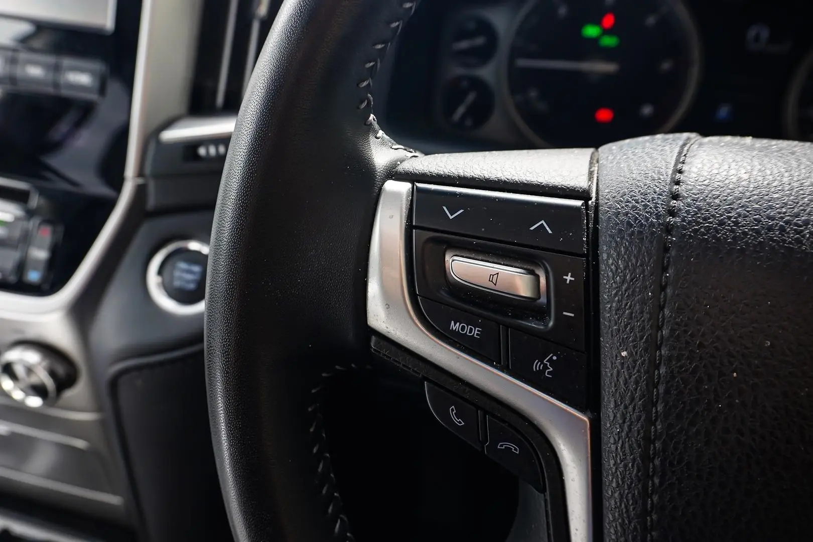 2021 Toyota Landcruiser Gallery Image 24