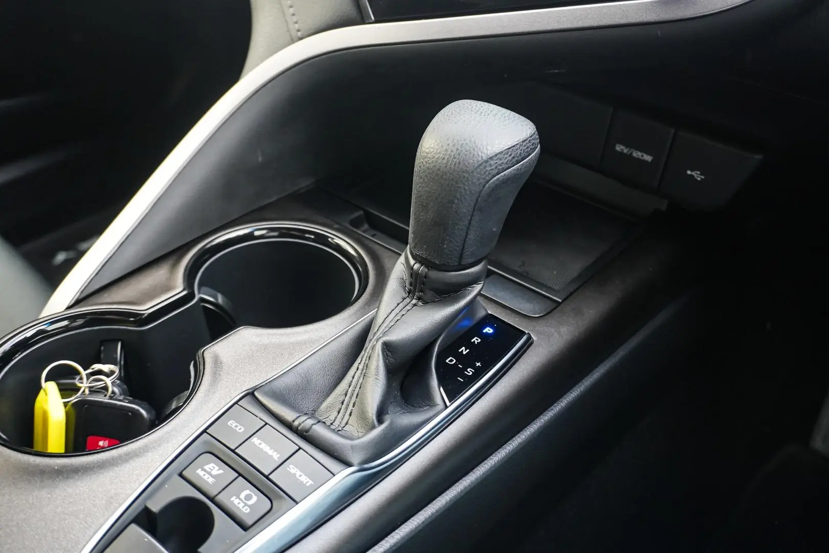 2021 Toyota Camry Gallery Image 18