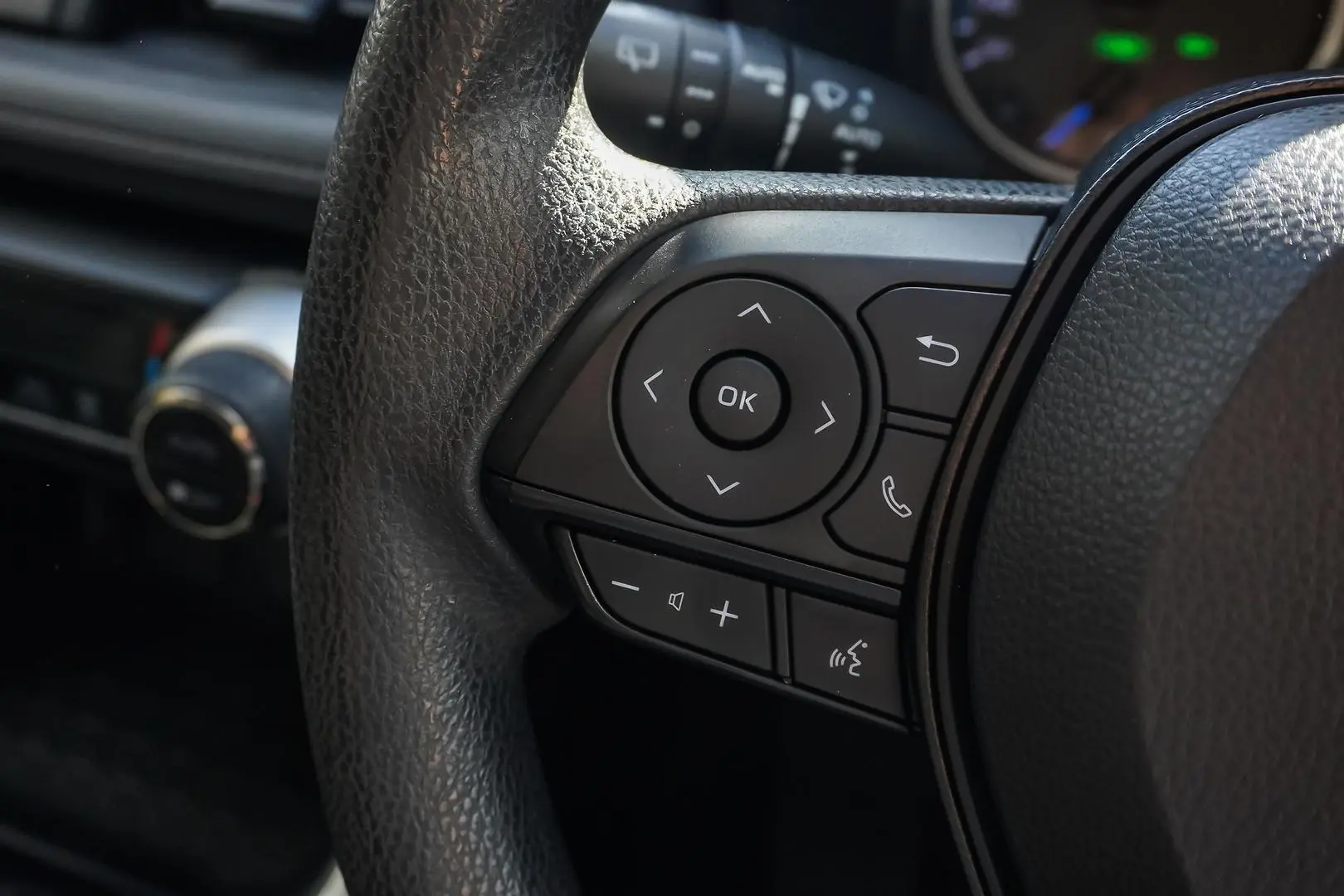 2020 Toyota RAV4 Gallery Image 20