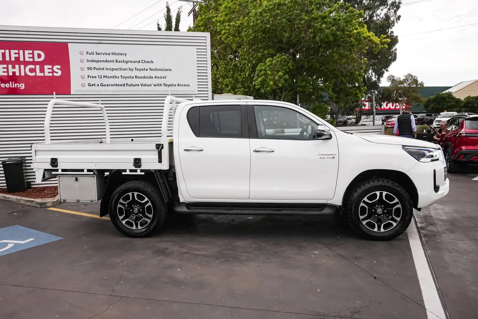 2022 Toyota Hilux Gallery Image 4