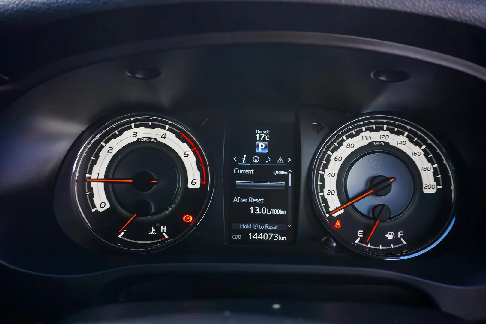 2018 Toyota Hilux Gallery Image 16