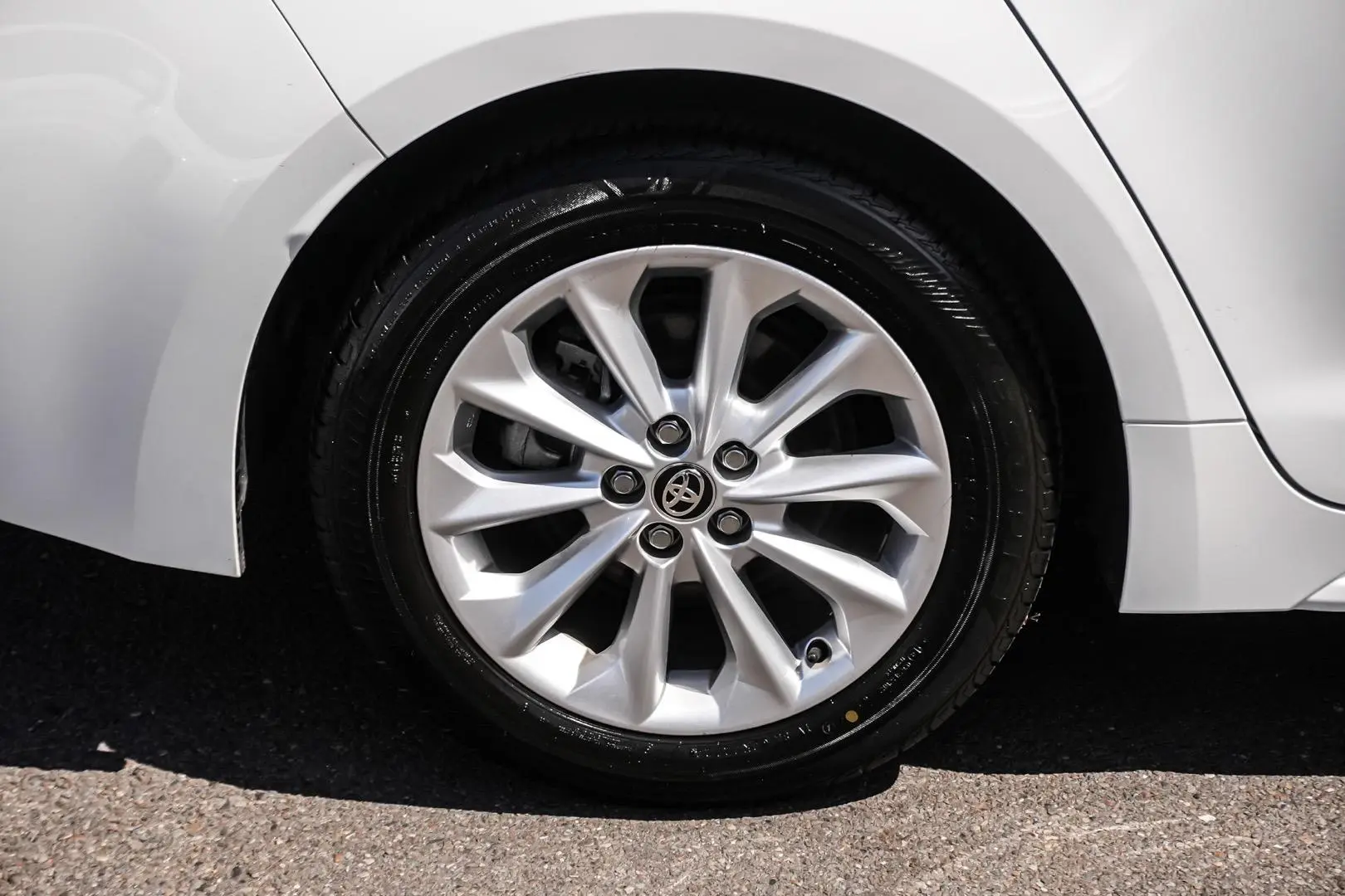 2021 Toyota Corolla Gallery Image 13