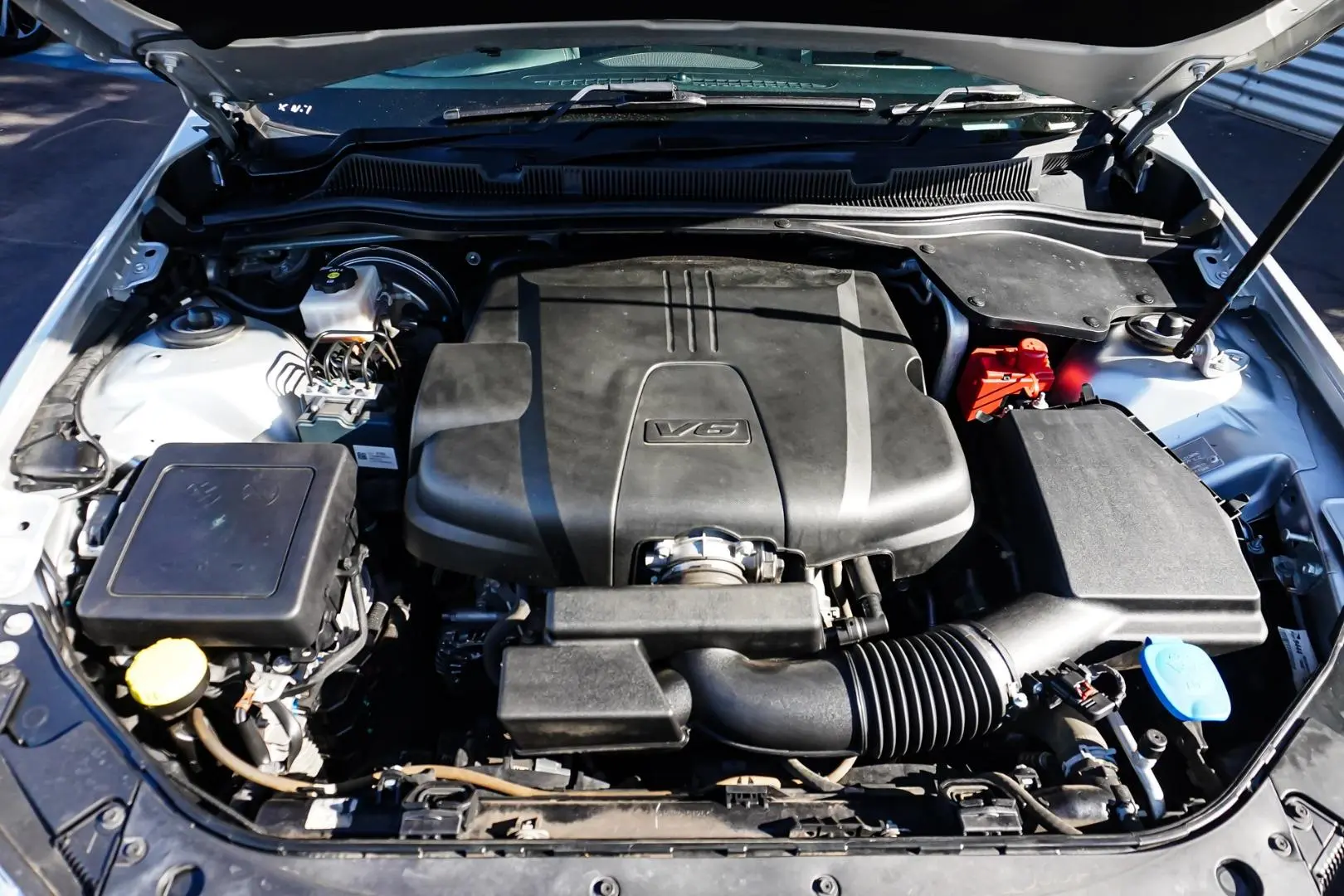 2017 Holden Calais Gallery Image 22