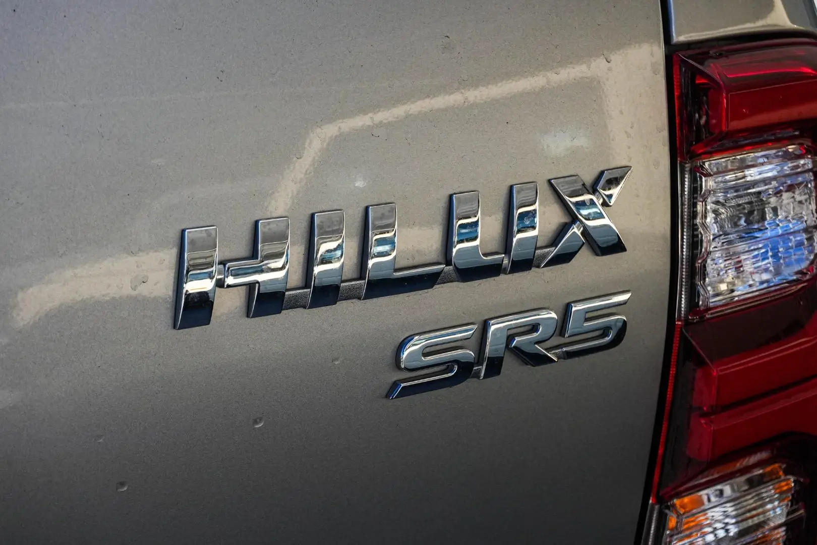 2022 Toyota Hilux Gallery Image 16