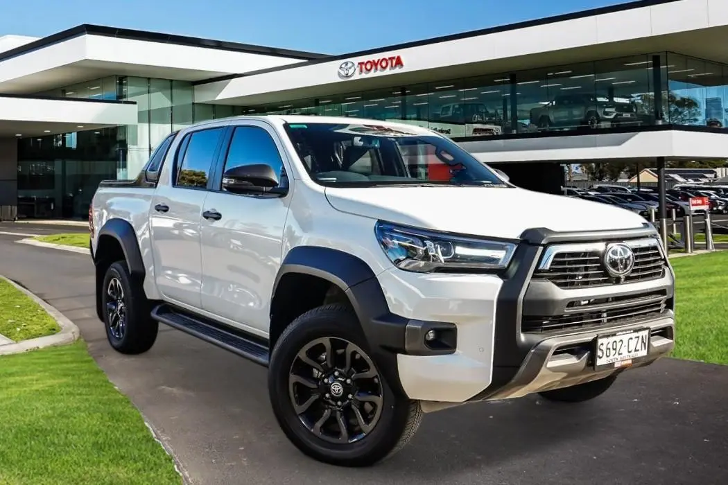 2023 Toyota Hilux Gallery Image 1