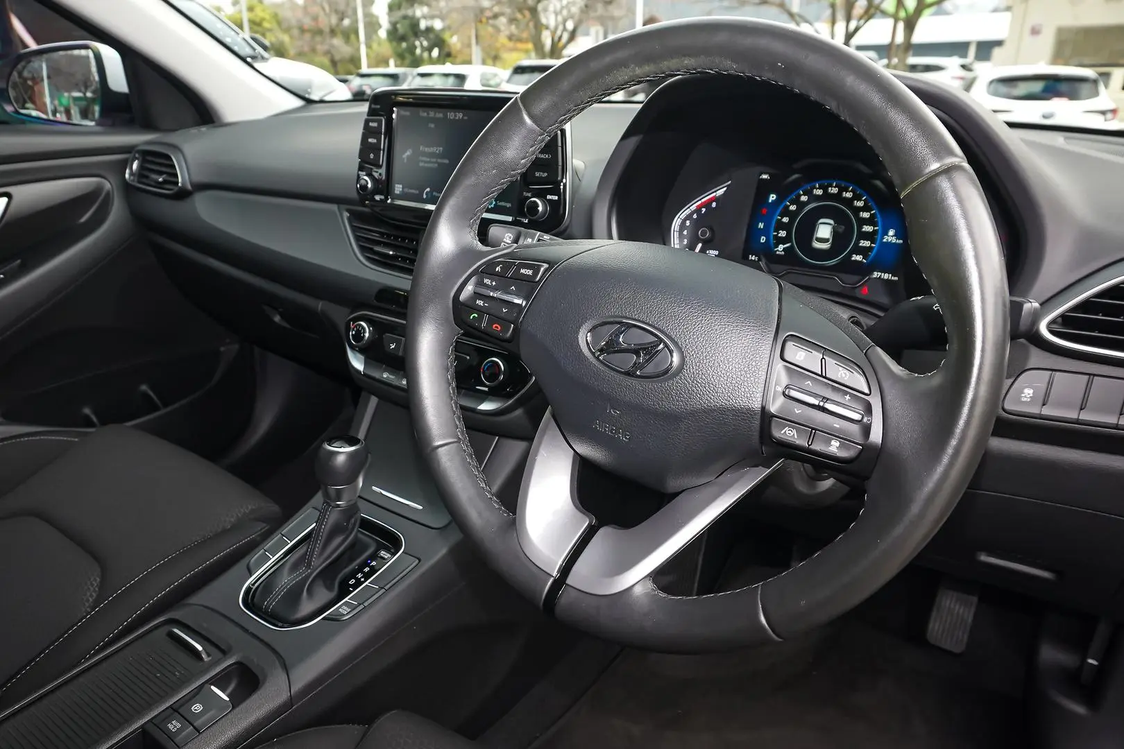 2022 Hyundai i30 Gallery Image 7