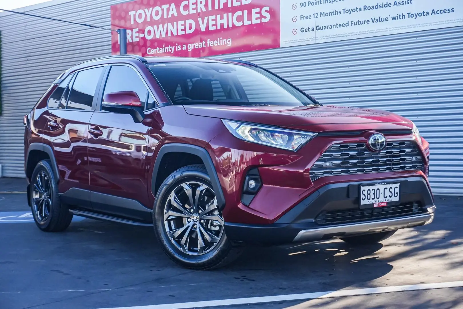 2022 Toyota RAV4 Gallery Image 1