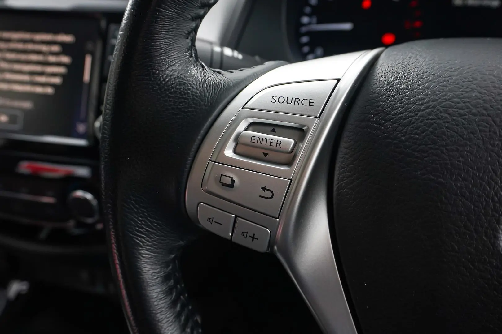 2019 Nissan Navara Gallery Image 22
