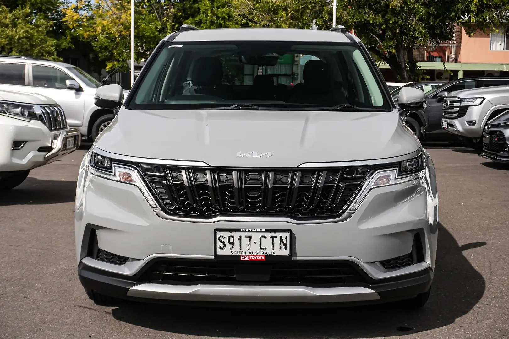 2022 Kia Carnival Gallery Image 5