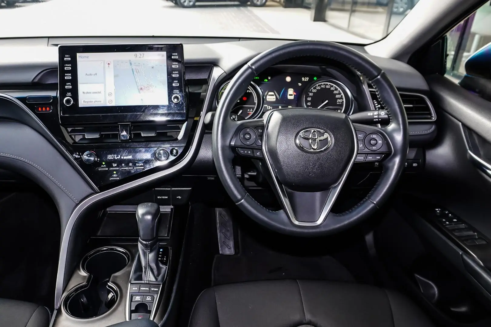 2021 Toyota Camry Gallery Image 8