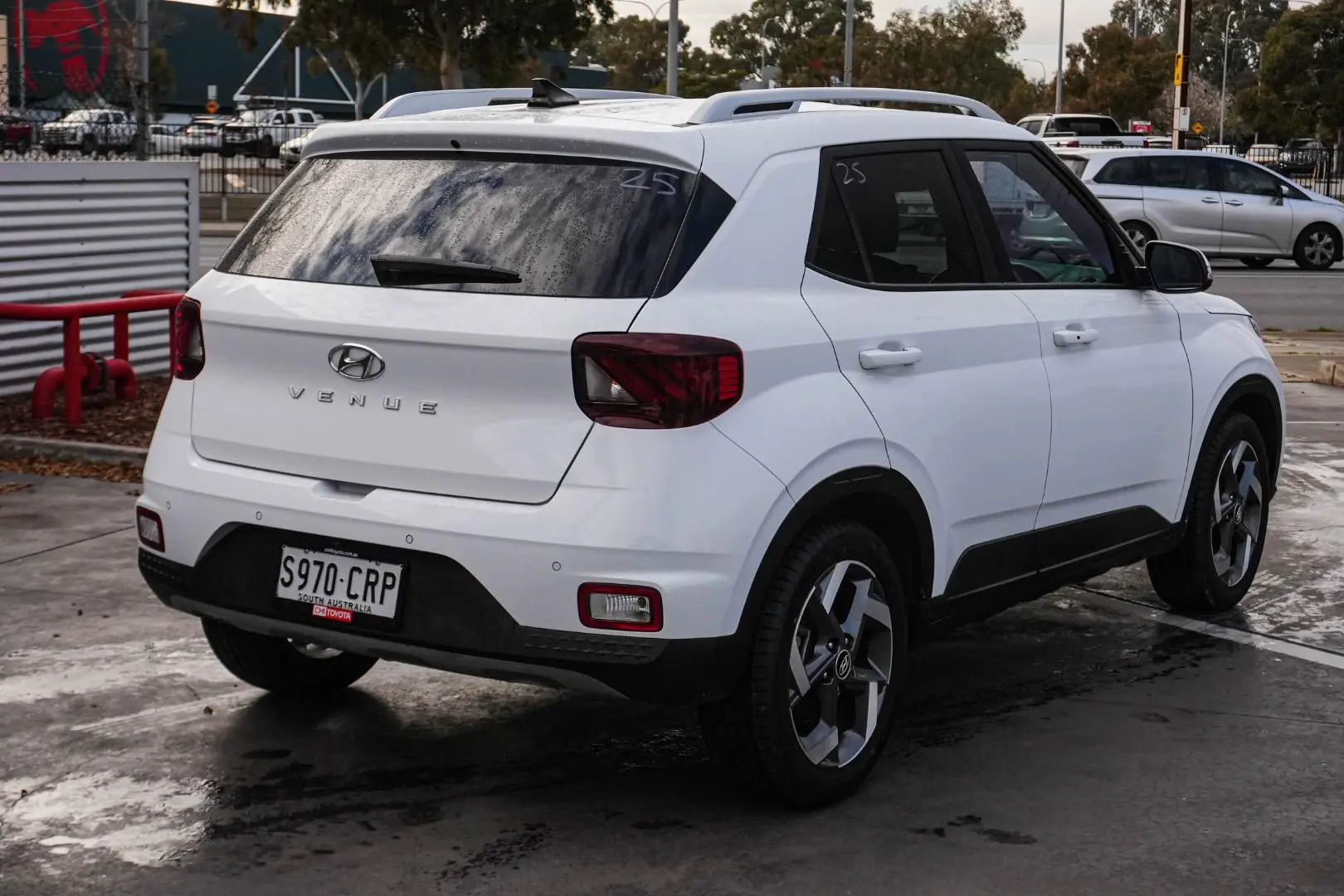 2022 Hyundai Venue Gallery Image 3