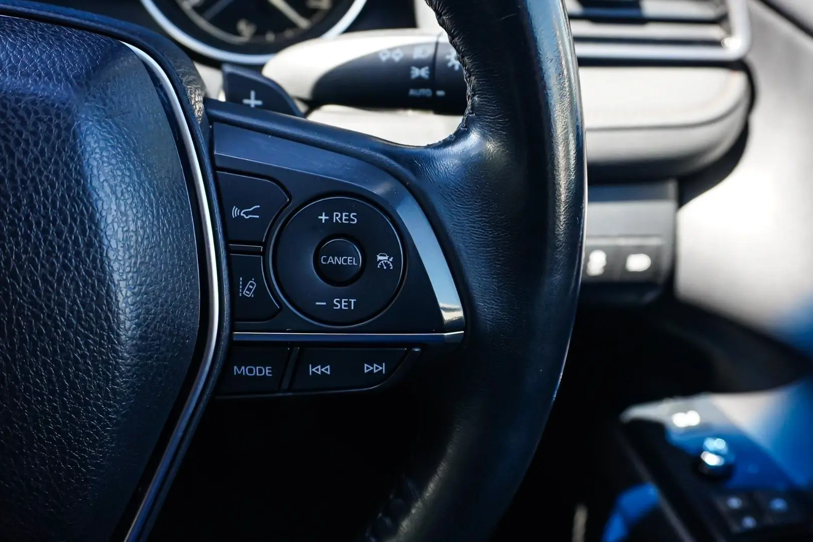 2019 Toyota Camry Gallery Image 21