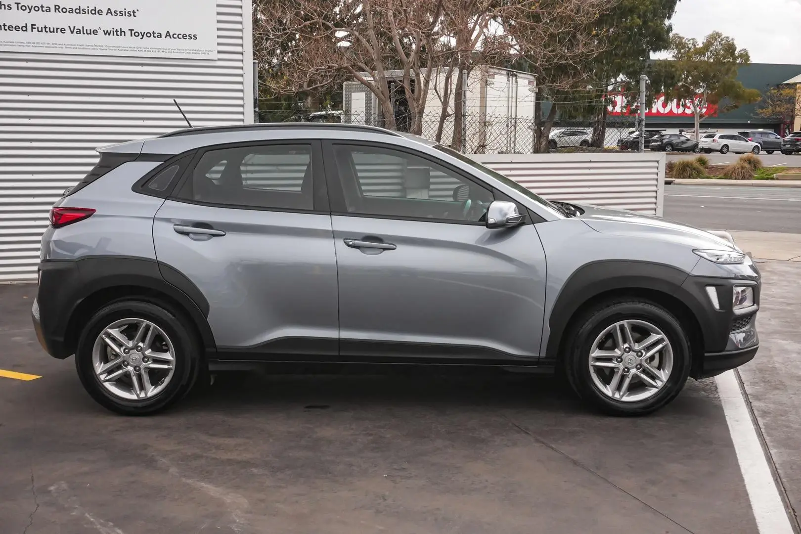 2020 Hyundai Kona Gallery Image 4