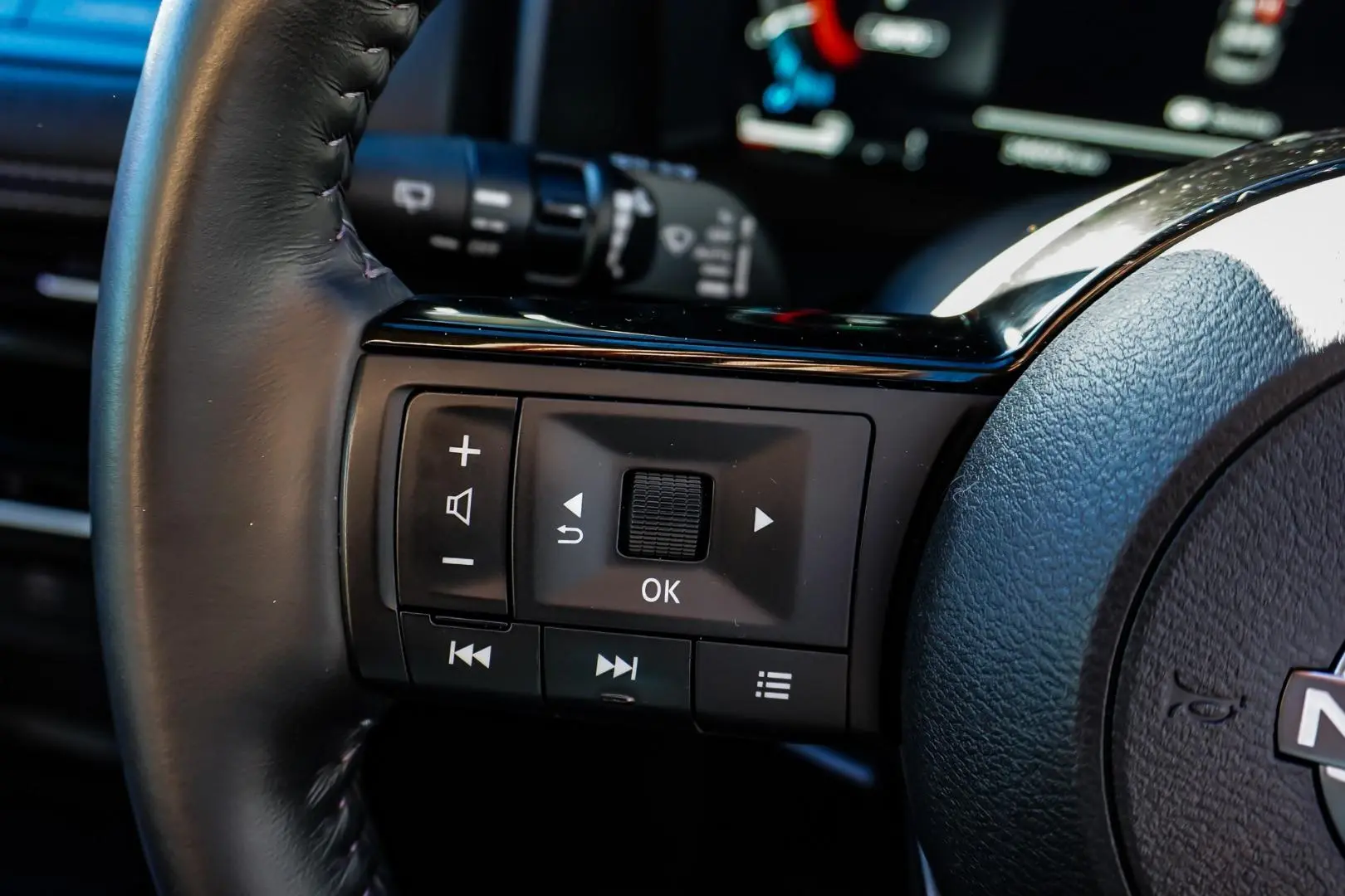 2023 Nissan X-TRAIL Gallery Image 25