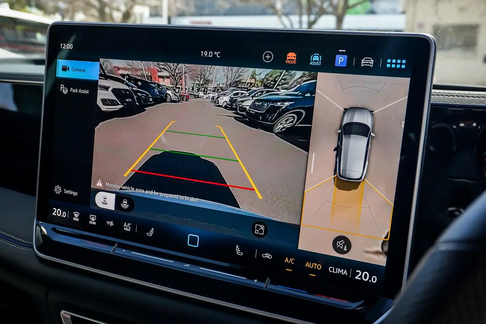 2025 Volkswagen Tiguan Gallery Image 21