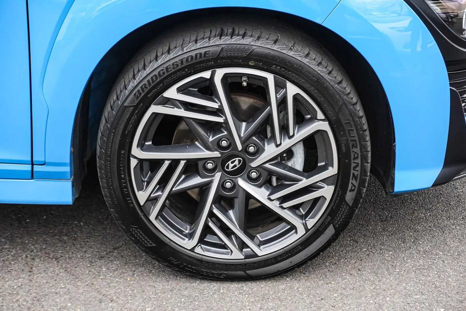 2021 Hyundai Kona Gallery Image 13