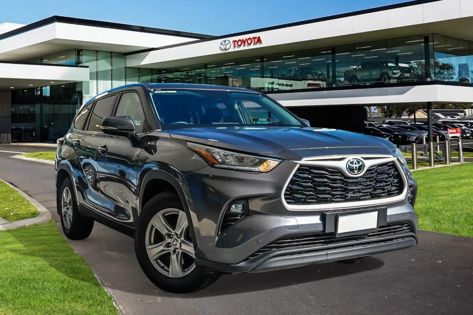 2023 Toyota Kluger Gallery Image 1