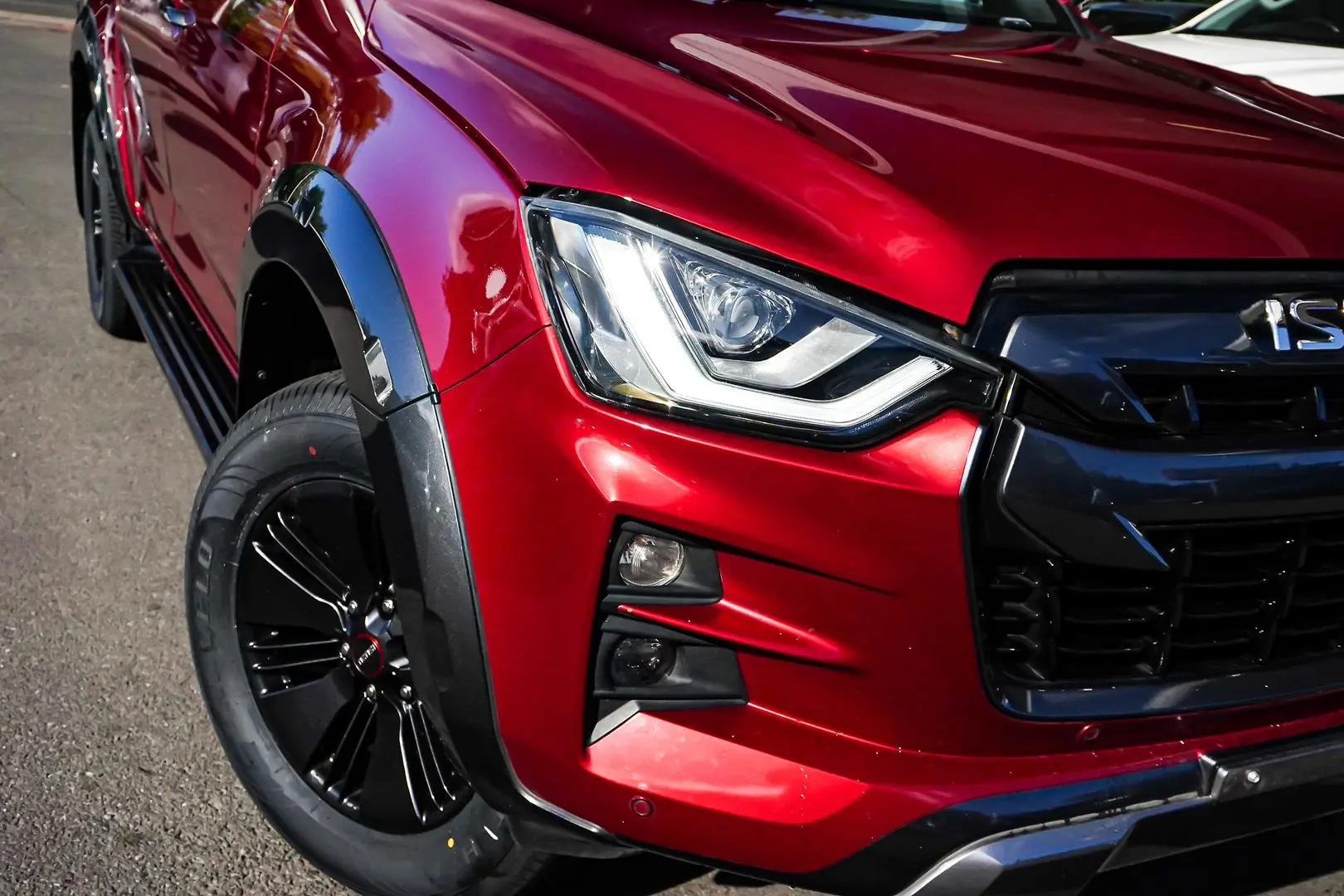 2021 Isuzu D-MAX Gallery Image 10